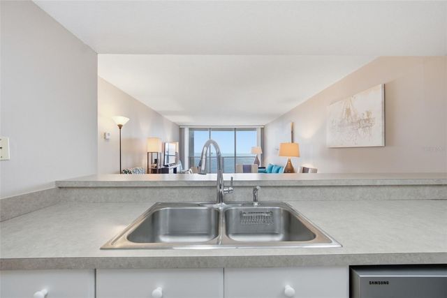 450 S GULFVIEW BOULEVARD 705, Clearwater Beach, FL 33767