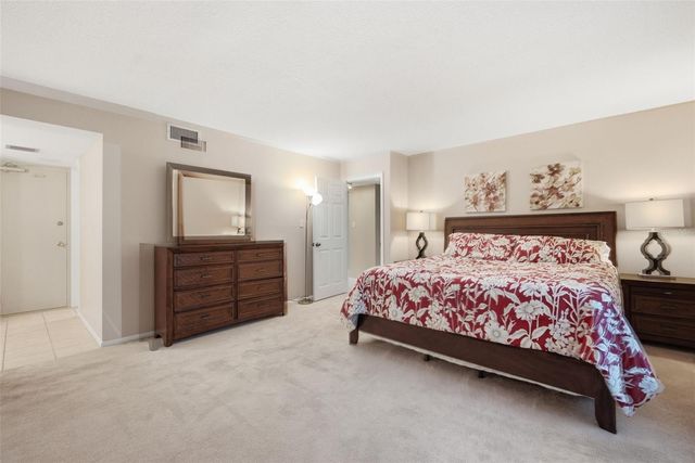 450 S GULFVIEW BOULEVARD 705, Clearwater Beach, FL 33767