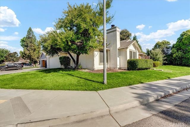 915 Moran Court, Paso Robles, CA 93446