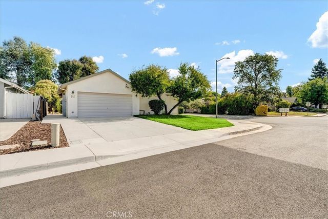 915 Moran Court, Paso Robles, CA 93446
