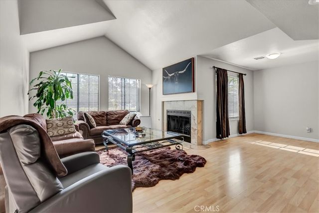 915 Moran Court, Paso Robles, CA 93446