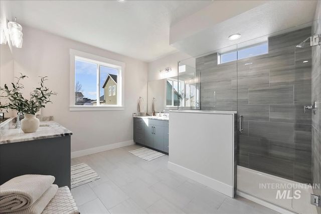 461 Hidden Mill Ct, Middleton, ID 83644