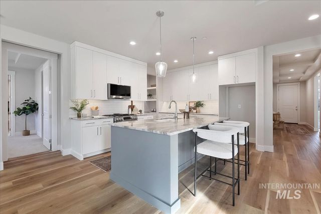 461 Hidden Mill Ct, Middleton, ID 83644