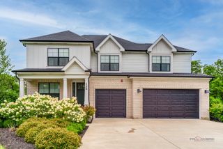 124 Lilly Court, Indian Creek, IL 60061