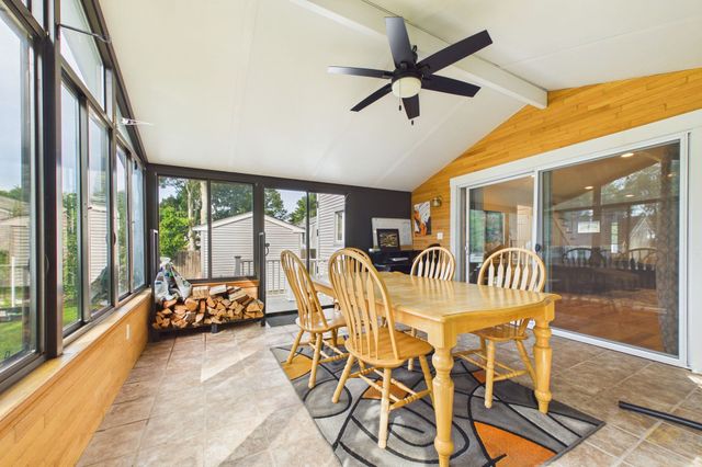 968 Osgood St, New Bedford, MA 02745