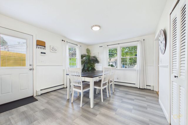 968 Osgood St, New Bedford, MA 02745