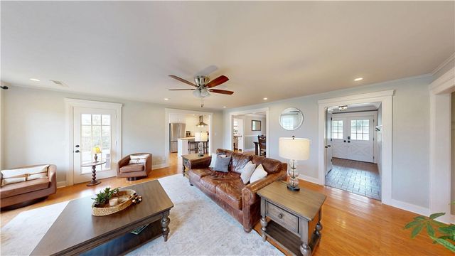 1132 N Huntington Drive, Fayetteville, AR 72701