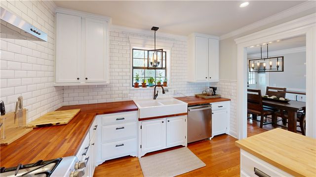 1132 N Huntington Drive, Fayetteville, AR 72701