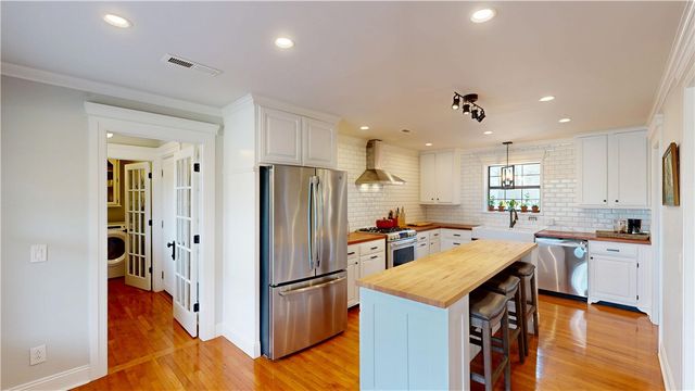 1132 N Huntington Drive, Fayetteville, AR 72701