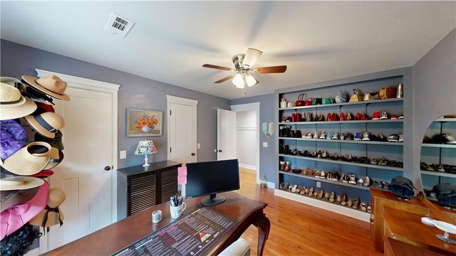 1132 N Huntington Drive, Fayetteville, AR 72701