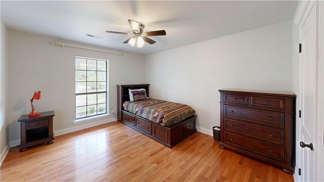 1132 N Huntington Drive, Fayetteville, AR 72701