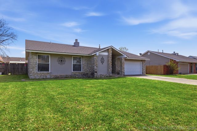 4335 Lakewood Avenue, Tulsa, OK 74135