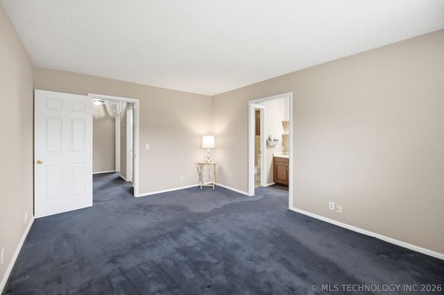 4335 Lakewood Avenue, Tulsa, OK 74135