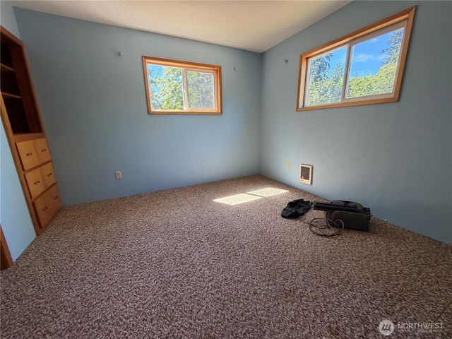 3845 Boston Harbor Road NE, Olympia, WA 98506