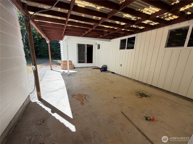 3845 Boston Harbor Road NE, Olympia, WA 98506