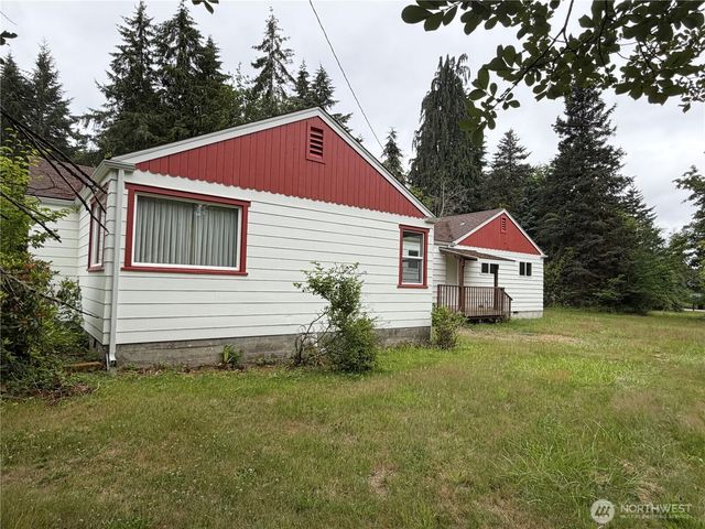 3845 Boston Harbor Road NE, Olympia, WA 98506