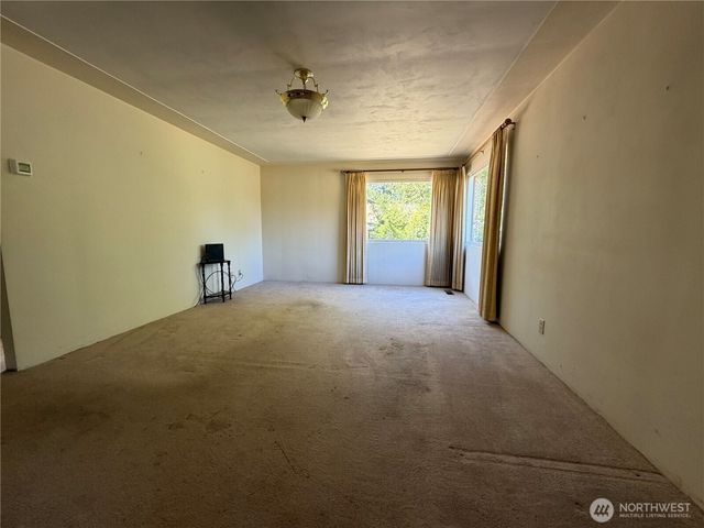 3845 Boston Harbor Road NE, Olympia, WA 98506