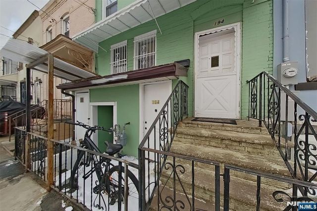 194 Astor Street, Newark, NJ 07114