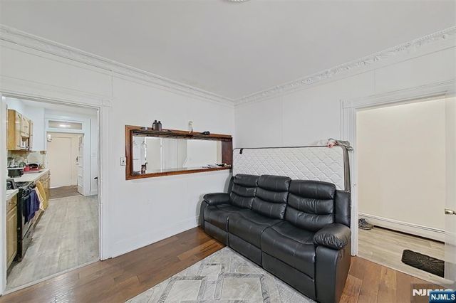 194 Astor Street, Newark, NJ 07114