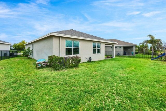 2770 NE Breezeway Circle, Ocean Breeze, FL 34957