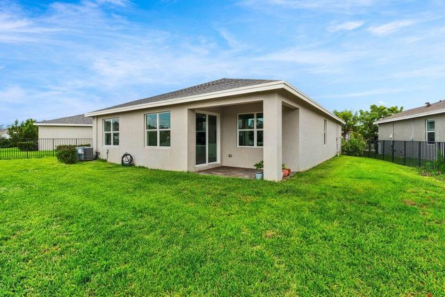 2770 NE Breezeway Circle, Ocean Breeze, FL 34957