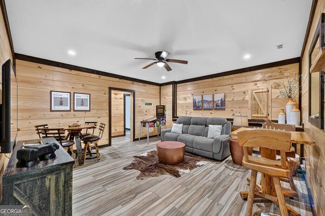 467 Logan Drive, Mineral Bluff, GA 30559