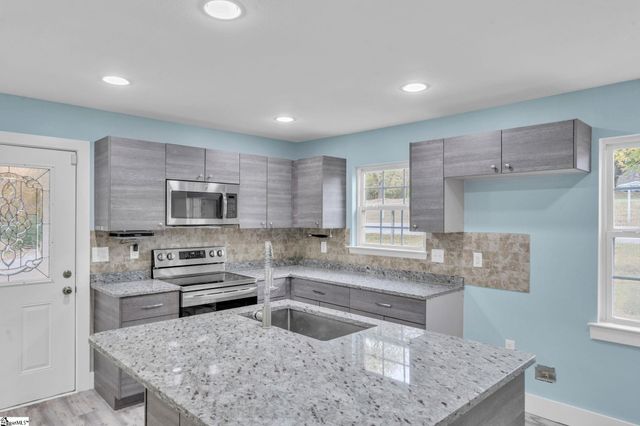 2505 E Tyger Bridge Road, Greer, SC 29651