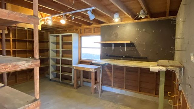 825 Myrta St, Kerrville, TX 78028