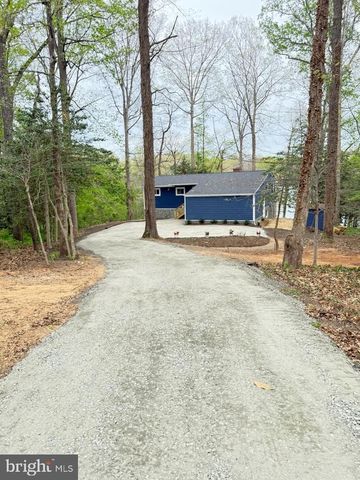 1070 LAKEVIEW DR, Stafford, VA 22556