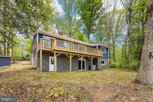 1070 LAKEVIEW DR, Stafford, VA 22556