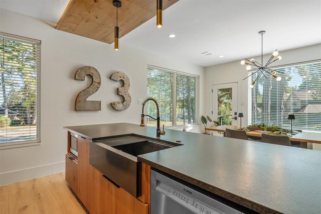 3801 Vail Court, Montgomery, TX 77356