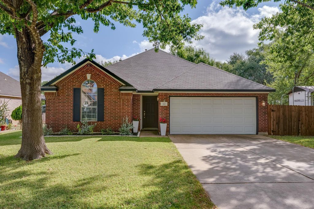 300 N Rainbow Bridge DR, Cedar Park, TX 78613