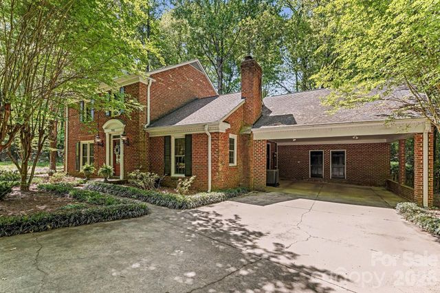 701 Tadlock Place, Matthews, NC 28105