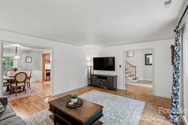 701 Tadlock Place, Matthews, NC 28105