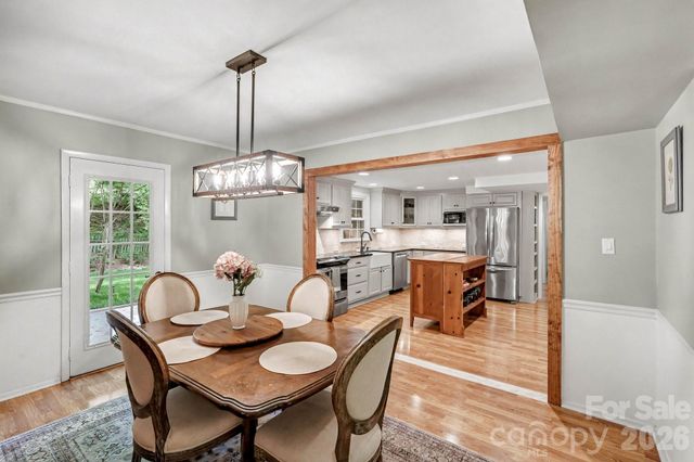 701 Tadlock Place, Matthews, NC 28105