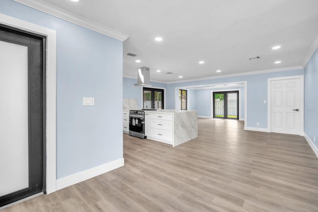 850 SW 1st Terrace, Pompano Beach, FL 33060