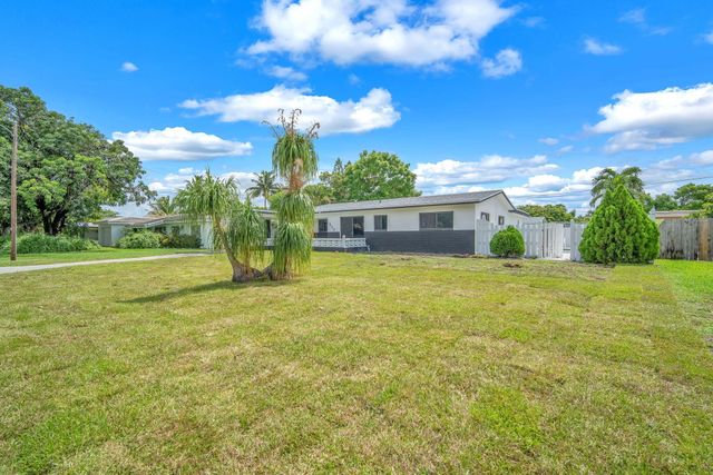 850 SW 1st Terrace, Pompano Beach, FL 33060