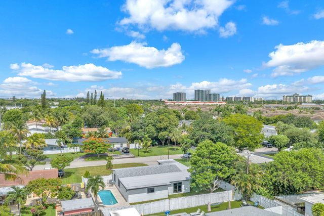 850 SW 1st Terrace, Pompano Beach, FL 33060