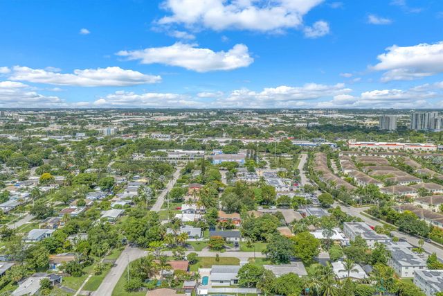 850 SW 1st Terrace, Pompano Beach, FL 33060