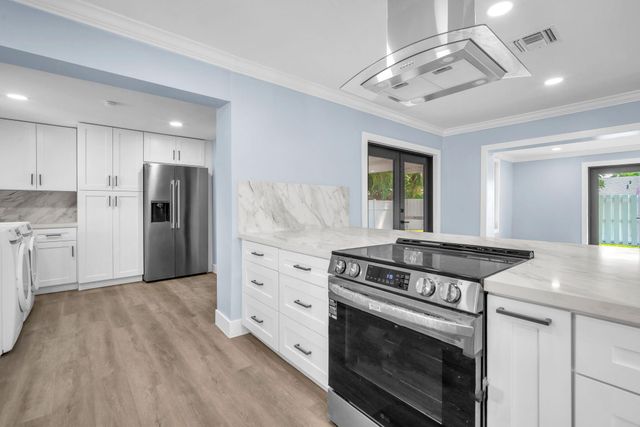 850 SW 1st Terrace, Pompano Beach, FL 33060