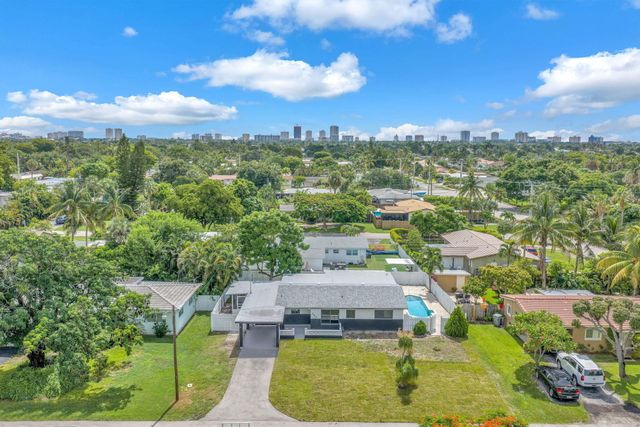 850 SW 1st Terrace, Pompano Beach, FL 33060
