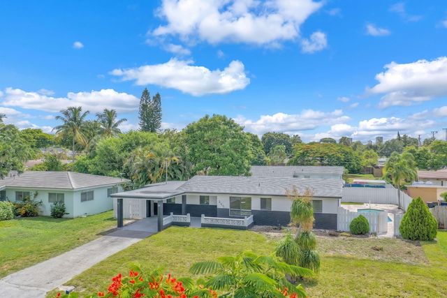 850 SW 1st Terrace, Pompano Beach, FL 33060
