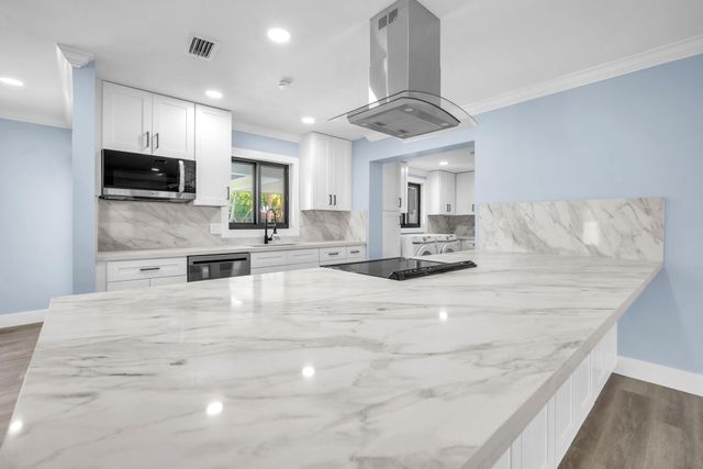850 SW 1st Terrace, Pompano Beach, FL 33060