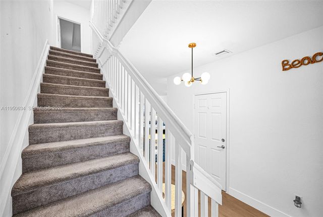 10966 W 35th Way, Hialeah, FL 33018