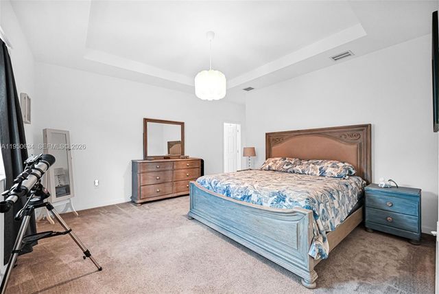 10966 W 35th Way, Hialeah, FL 33018