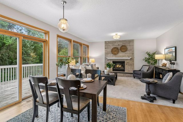 2719 Longacres Drive, Chanhassen, MN 55317