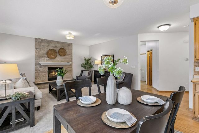 2719 Longacres Drive, Chanhassen, MN 55317