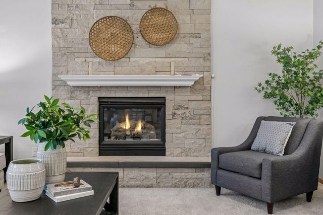 2719 Longacres Drive, Chanhassen, MN 55317
