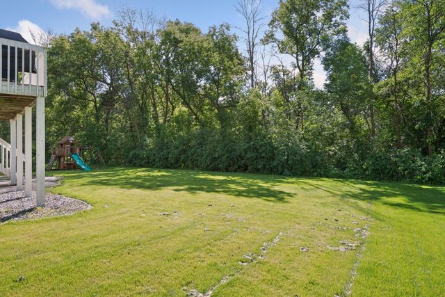 2719 Longacres Drive, Chanhassen, MN 55317
