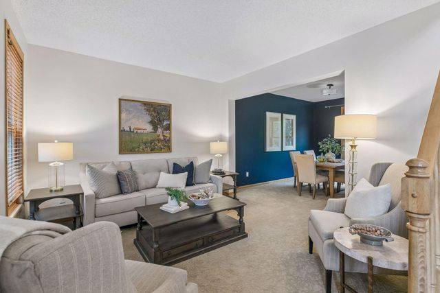 2719 Longacres Drive, Chanhassen, MN 55317